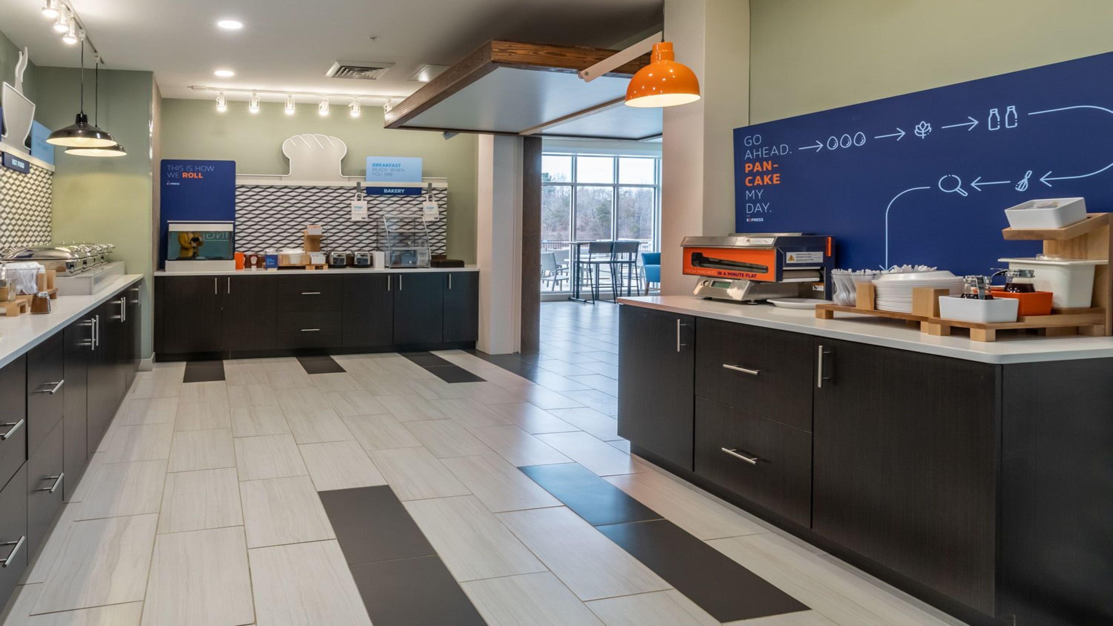 Holiday Inn Express & Suites - Marion By Ihg Exterior photo
